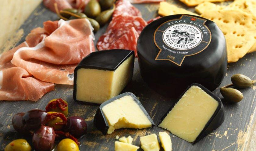 Black Bomber® Extra Mature Cheddar